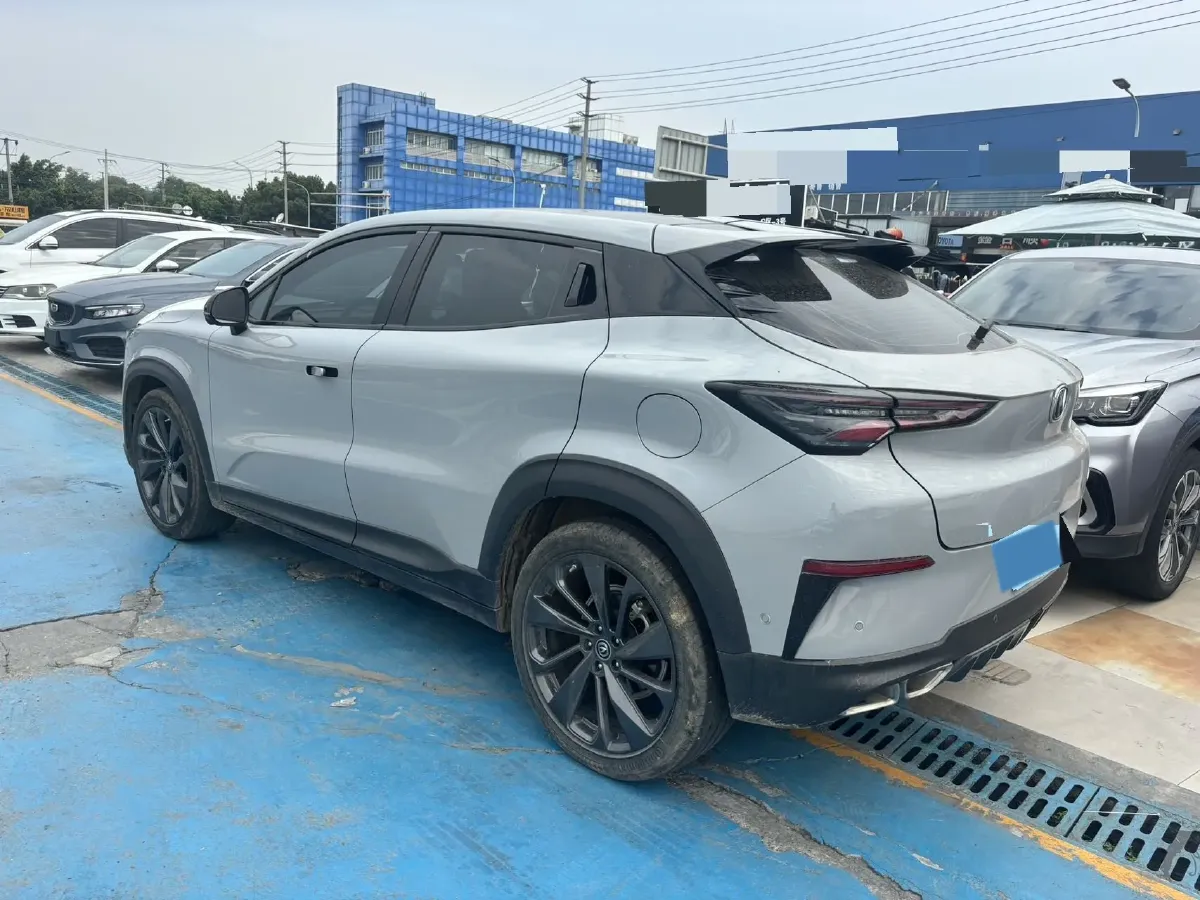 2020 ChangAn UNI-T 1.5T 180HP L4 7DCT,autocango,china used car exporter,china ev exporter,chinese used car exporter,chinese used ev exporter