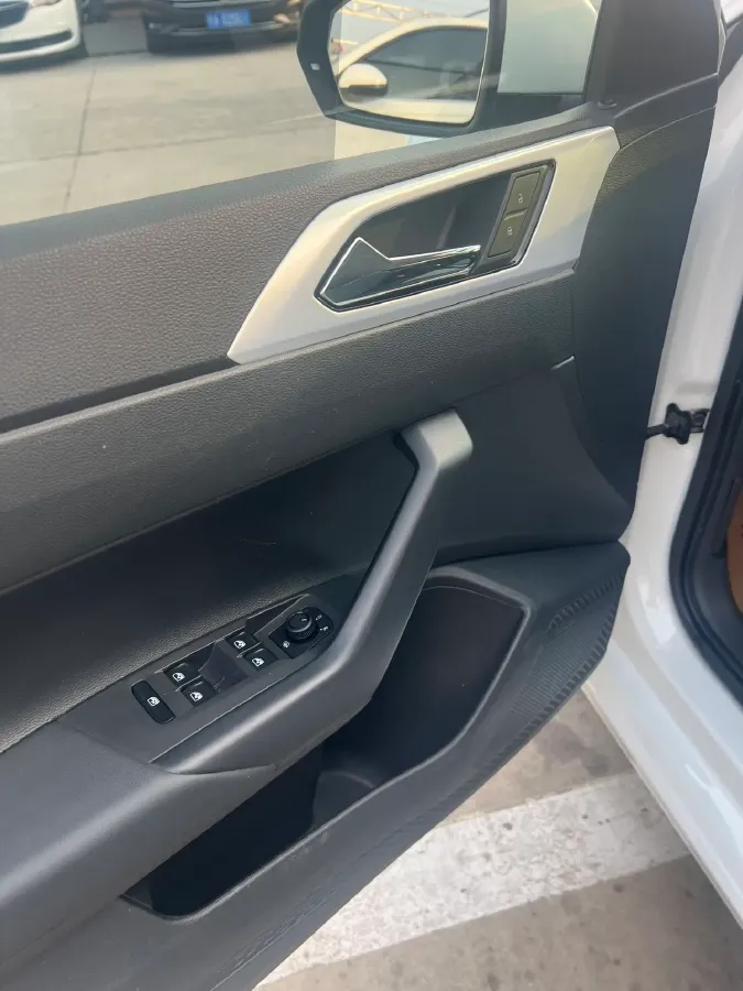 2021 Haval H6 1.5T 169HP L4 7DCT,autocango,china used car exporter,china ev exporter,chinese used car exporter,chinese used ev exporter