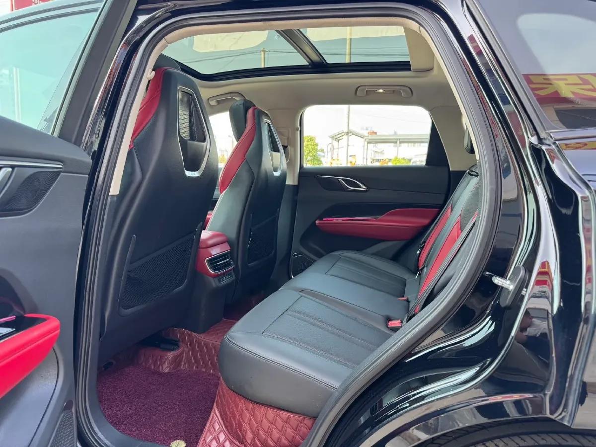 2024 HongQi HS3 1.5T 169HP L4 7DCT,autocango,china used car exporter,china ev exporter,chinese used car exporter,chinese used ev exporter