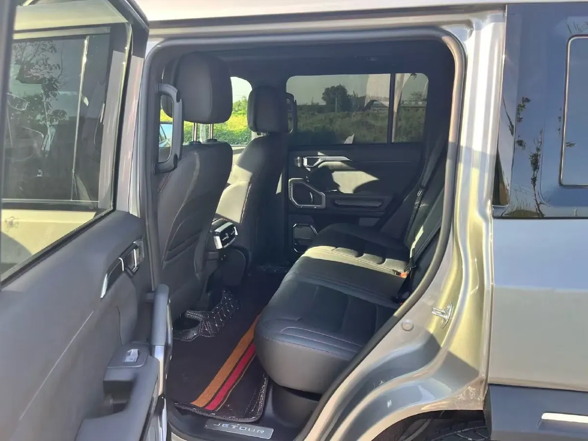 2023 Jetour Traveller 2.0T 254HP L4 8AT,autocango,china used car exporter,china ev exporter,chinese used car exporter,chinese used ev exporter