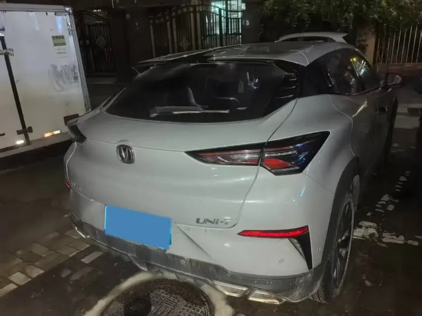 2020 ChangAn UNI-T 1.5T 180HP L4 7DCT,autocango,china used car exporter,china ev exporter,chinese used car exporter,chinese used ev exporter