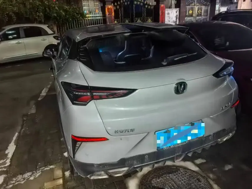 2020 ChangAn UNI-T 1.5T 180HP L4 7DCT,autocango,china used car exporter,china ev exporter,chinese used car exporter,chinese used ev exporter