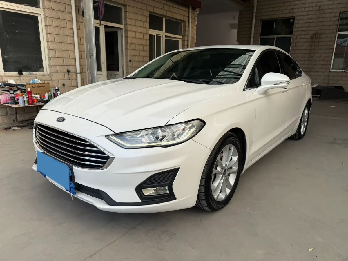 2020 Ford Mondeo 2.0T 207HP L4 6AT,autocango,china used car exporter,china ev exporter,chinese used car exporter,chinese used ev exporter