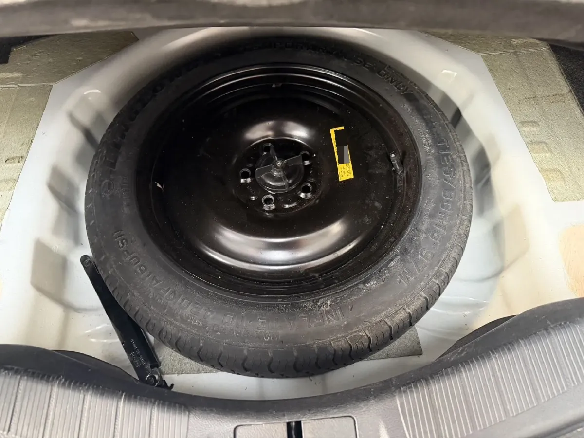 2020 Ford Mondeo 2.0T 207HP L4 6AT,autocango,china used car exporter,china ev exporter,chinese used car exporter,chinese used ev exporter