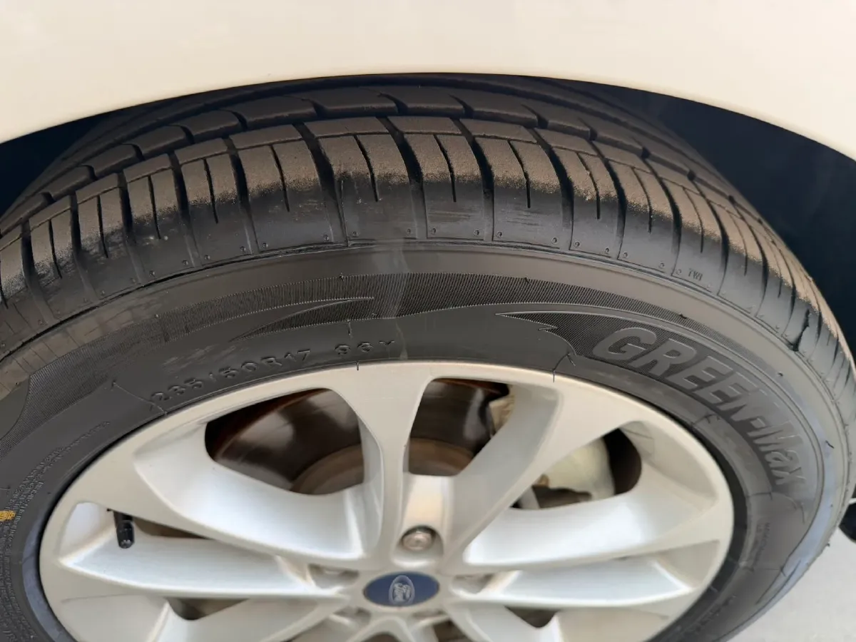 2020 Ford Mondeo 2.0T 207HP L4 6AT,autocango,china used car exporter,china ev exporter,chinese used car exporter,chinese used ev exporter