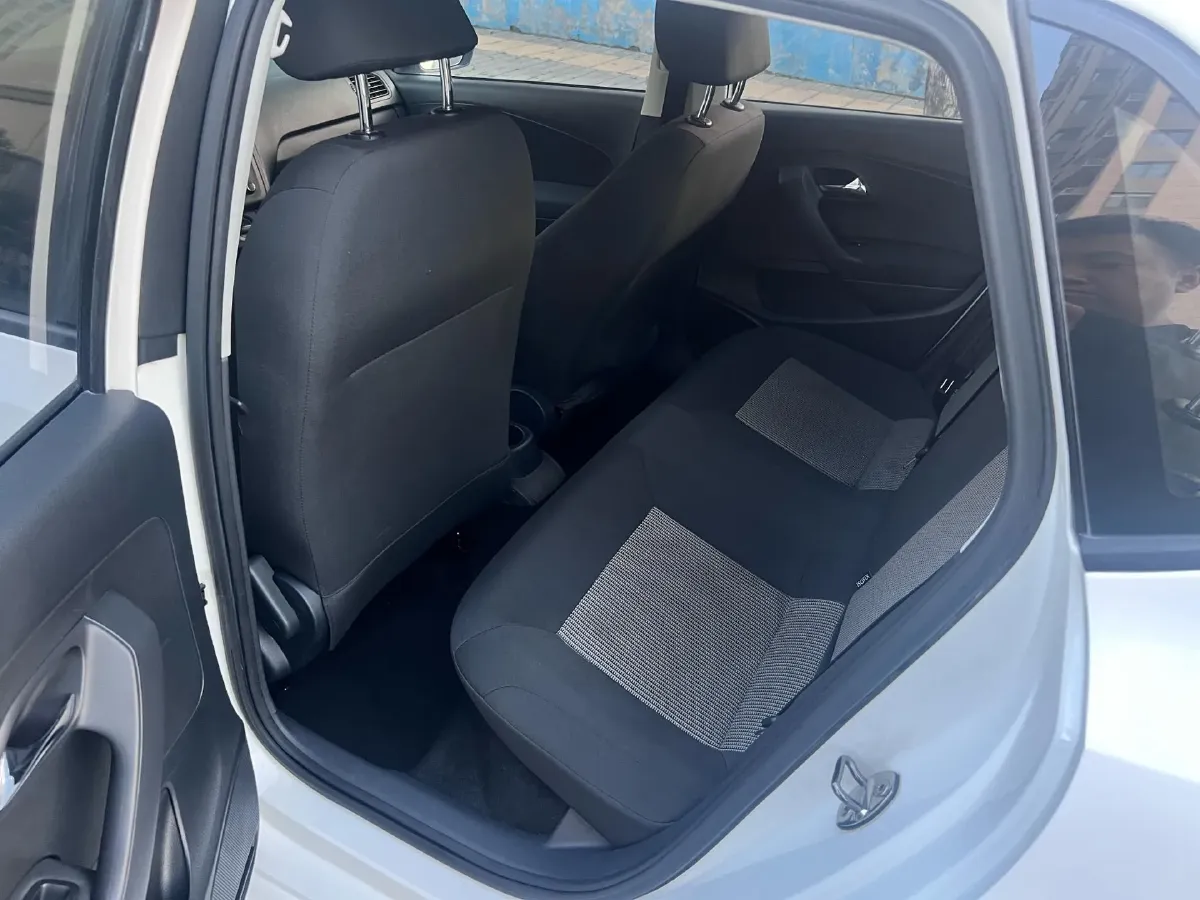 2016 Volkswagen Polo 1.4L 90HP L4 6AT,autocango,china used car exporter,china ev exporter,chinese used car exporter,chinese used ev exporter