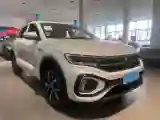 2025 Volkswagen T-Roc 1.5T 160HP L4 7DCT