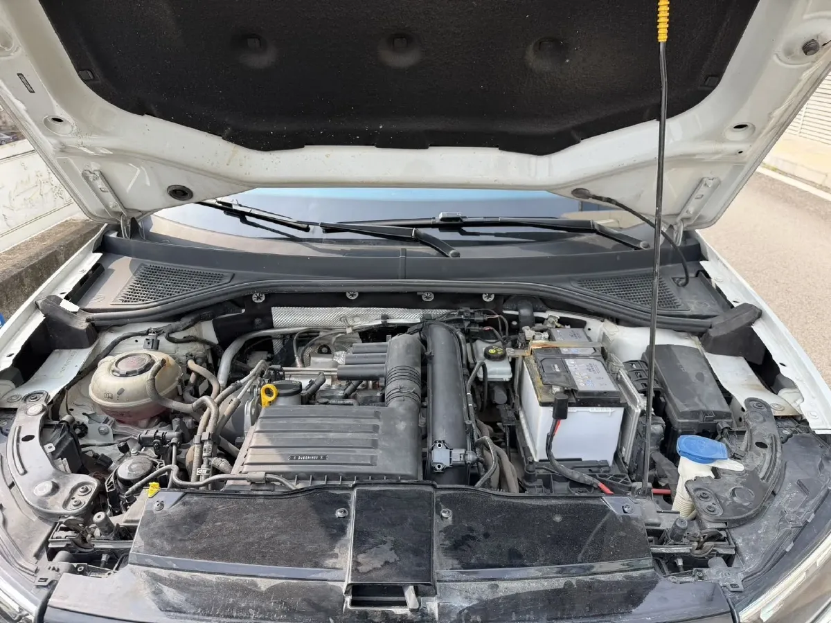 2020 Volkswagen T-Roc 1.4T 150HP L4 7DCT,autocango,china used car exporter,china ev exporter,chinese used car exporter,chinese used ev exporter