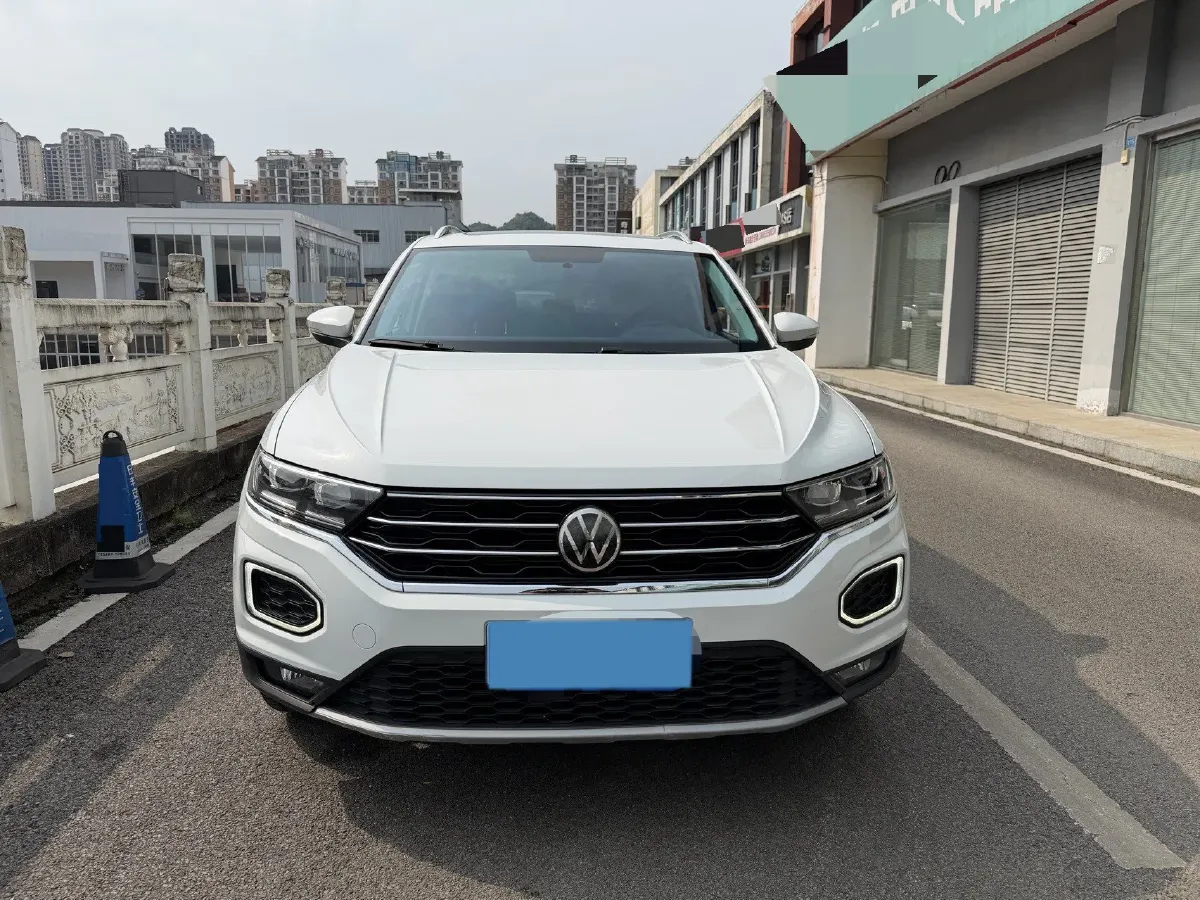 2020 Volkswagen T-Roc 1.4T 150HP L4 7DCT,autocango,china used car exporter,china ev exporter,chinese used car exporter,chinese used ev exporter