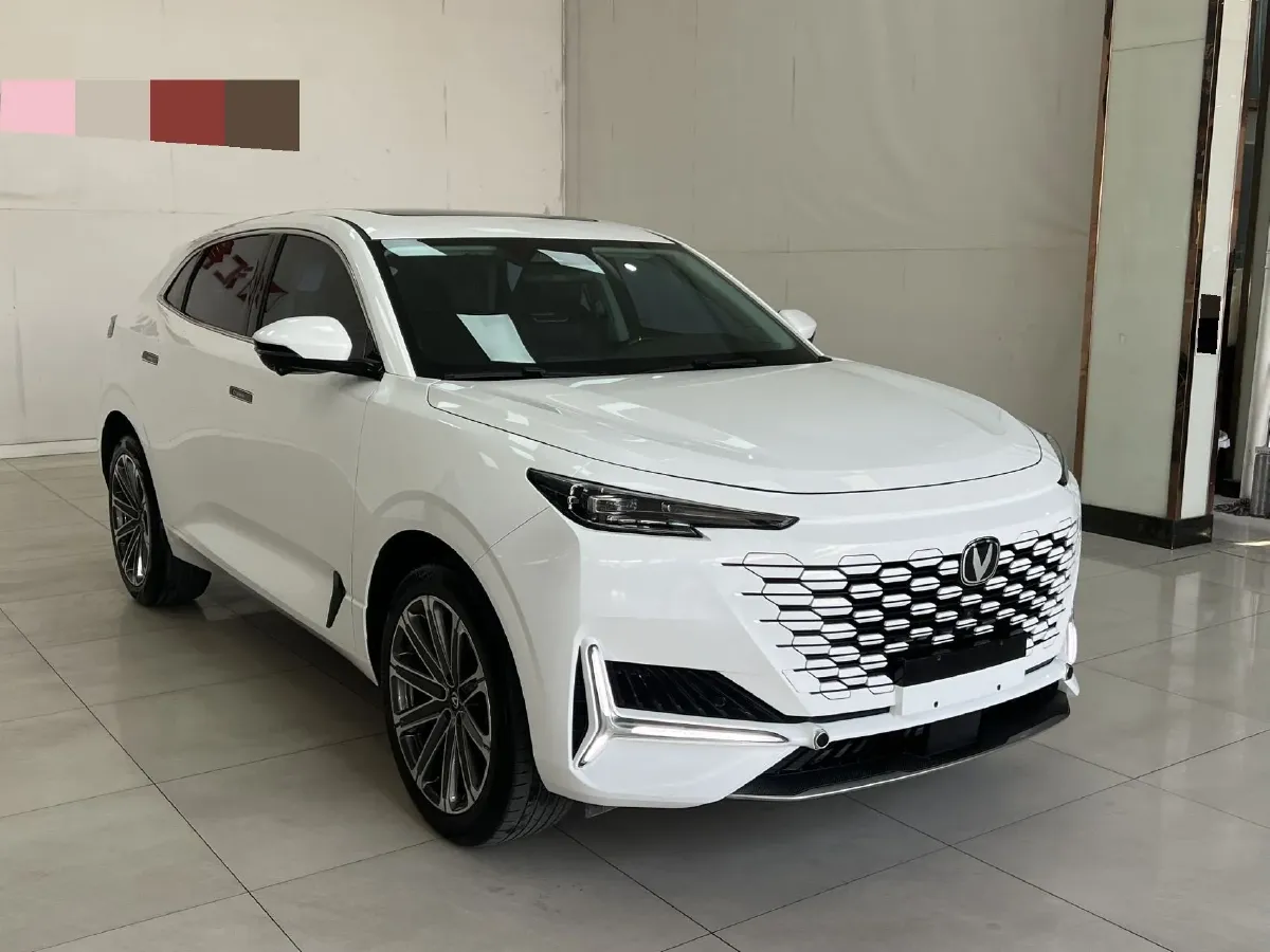 2024 ChangAn UNI-K 2.0T 233HP L4 8AT,autocango,china used car exporter,china ev exporter,chinese used car exporter,chinese used ev exporter