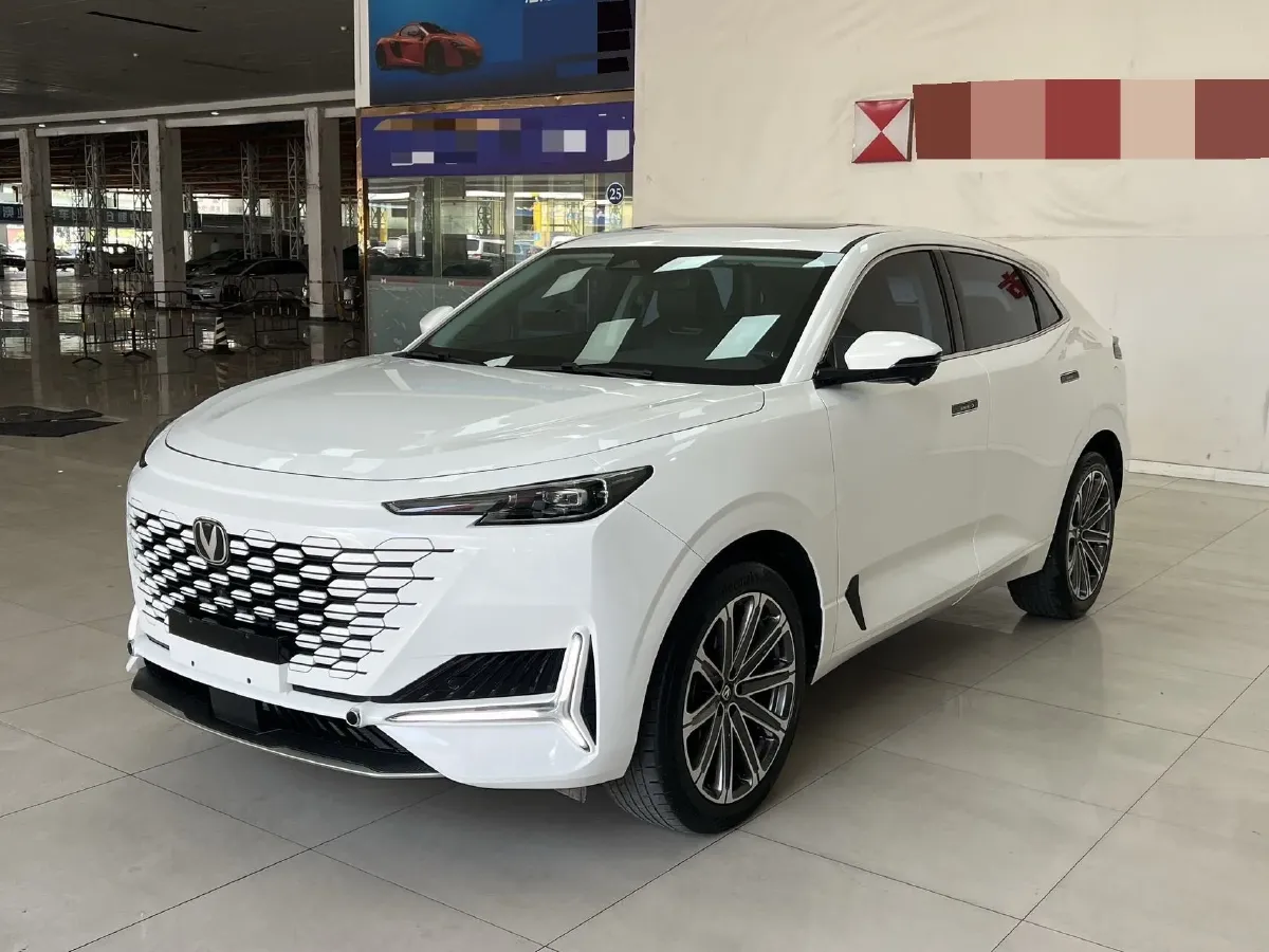 2024 ChangAn UNI-K 2.0T 233HP L4 8AT,autocango,china used car exporter,china ev exporter,chinese used car exporter,chinese used ev exporter
