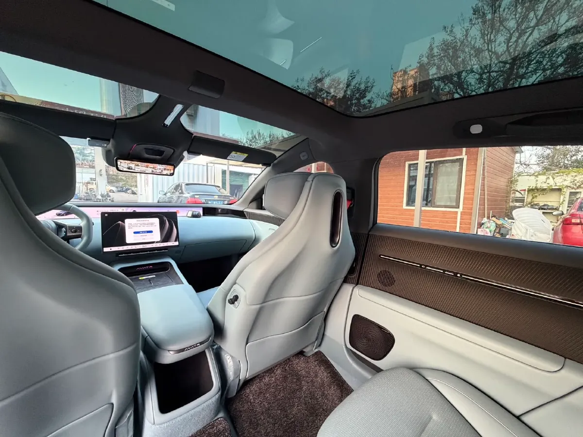 2025 Avatr 12 BEV 94.53KWH,autocango,china used car exporter,china ev exporter,chinese used car exporter,chinese used ev exporter