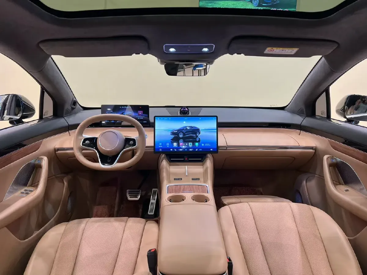 2025 Luxeed R7 REEV 156HP REEV 37KWH,autocango,china used car exporter,china ev exporter,chinese used car exporter,chinese used ev exporter