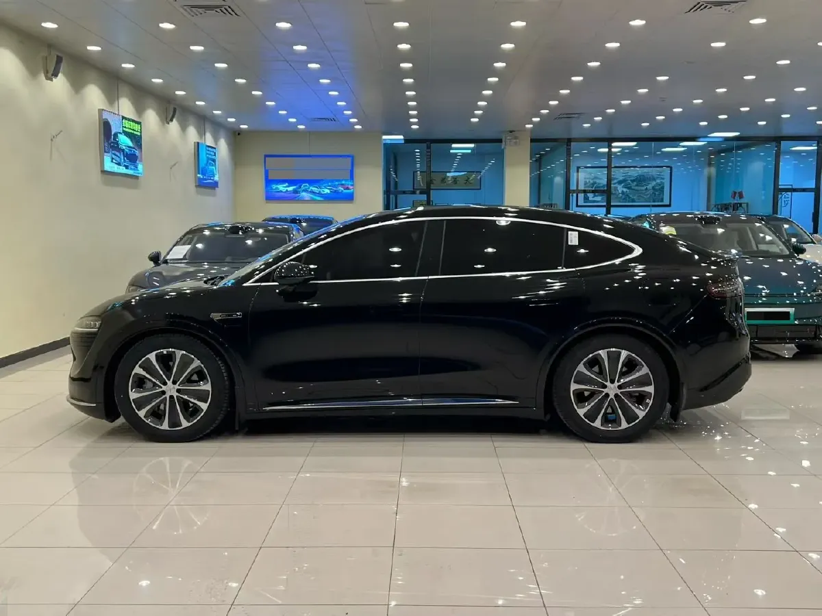 2025 Luxeed R7 REEV 156HP REEV 37KWH,autocango,china used car exporter,china ev exporter,chinese used car exporter,chinese used ev exporter