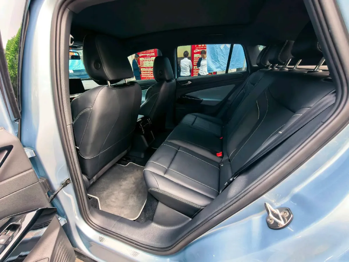 2021 Volkswagen ID.4 Crozz BEV 55.7KWH,autocango,china used car exporter,china ev exporter,chinese used car exporter,chinese used ev exporter