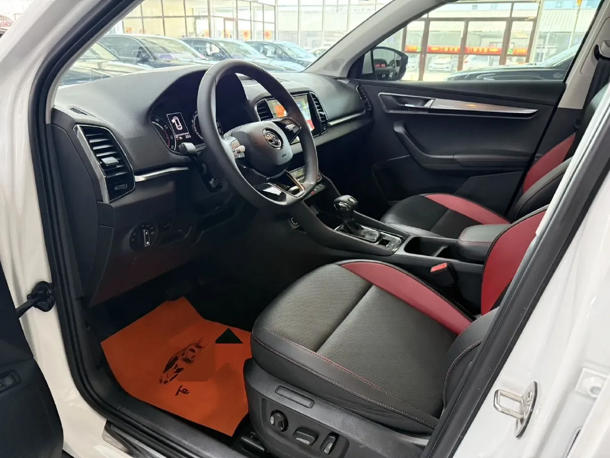 2022 Skoda Karoq 1.4T 150HP L4 7DCT,autocango,china used car exporter,china ev exporter,chinese used car exporter,chinese used ev exporter