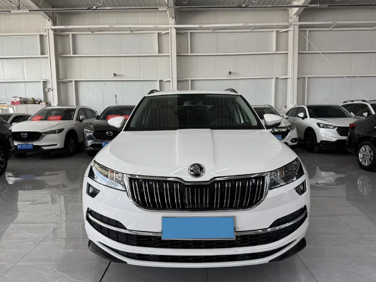 2022 Skoda Karoq 1.4T 150HP L4 7DCT,autocango,china used car exporter,china ev exporter,chinese used car exporter,chinese used ev exporter