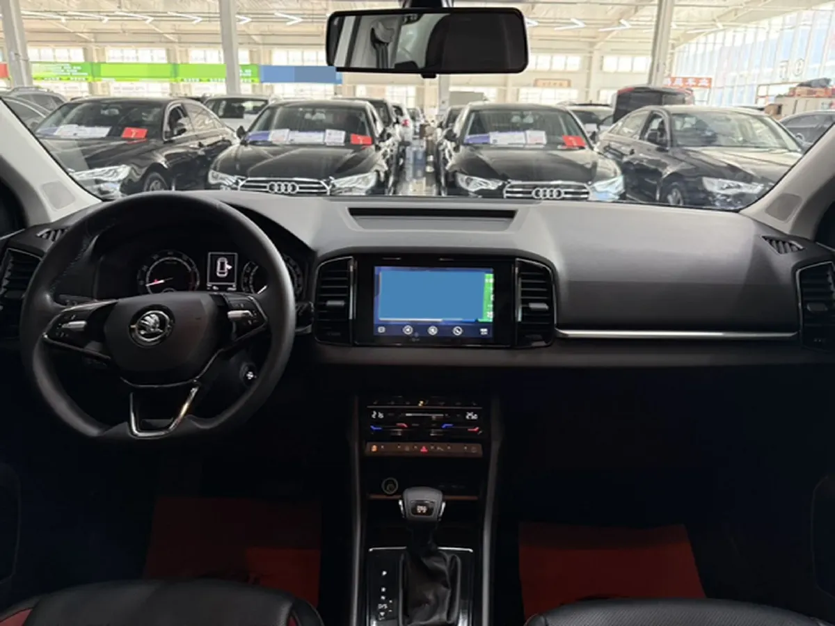 2022 Skoda Karoq 1.4T 150HP L4 7DCT,autocango,china used car exporter,china ev exporter,chinese used car exporter,chinese used ev exporter