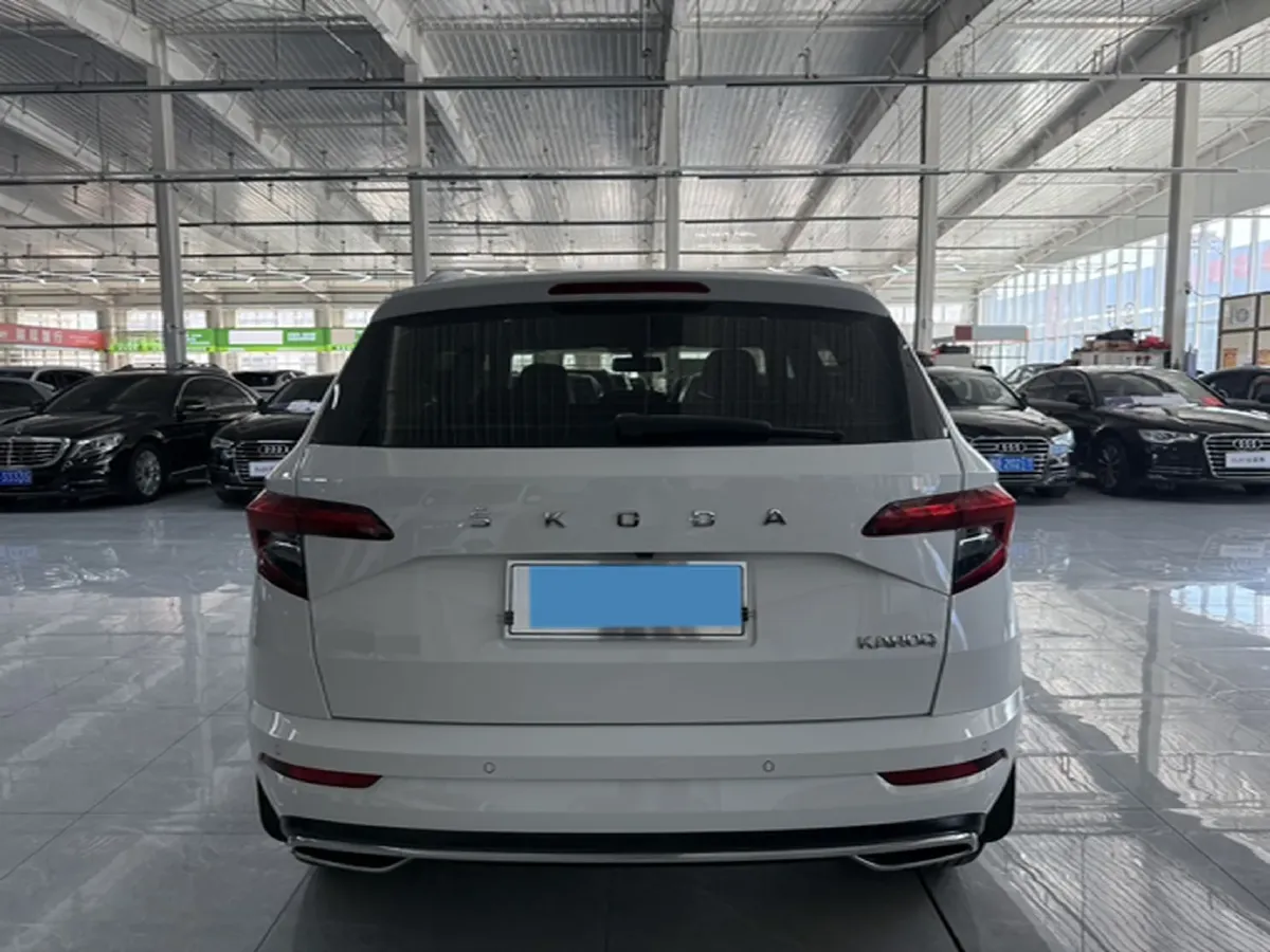 2022 Skoda Karoq 1.4T 150HP L4 7DCT,autocango,china used car exporter,china ev exporter,chinese used car exporter,chinese used ev exporter