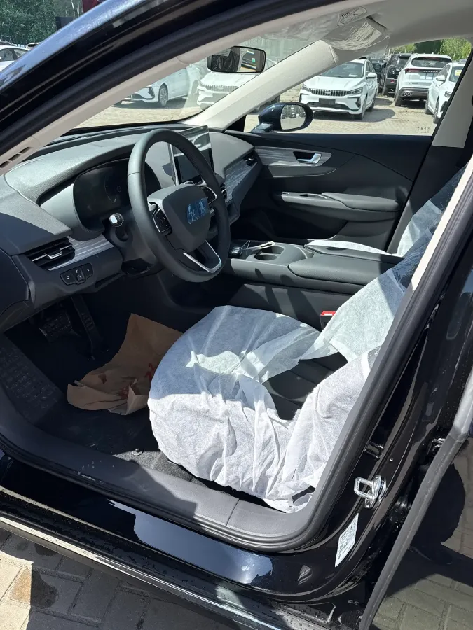 2025 HongQi E-QM5 BEV,autocango,china used car exporter,china ev exporter,chinese used car exporter,chinese used ev exporter