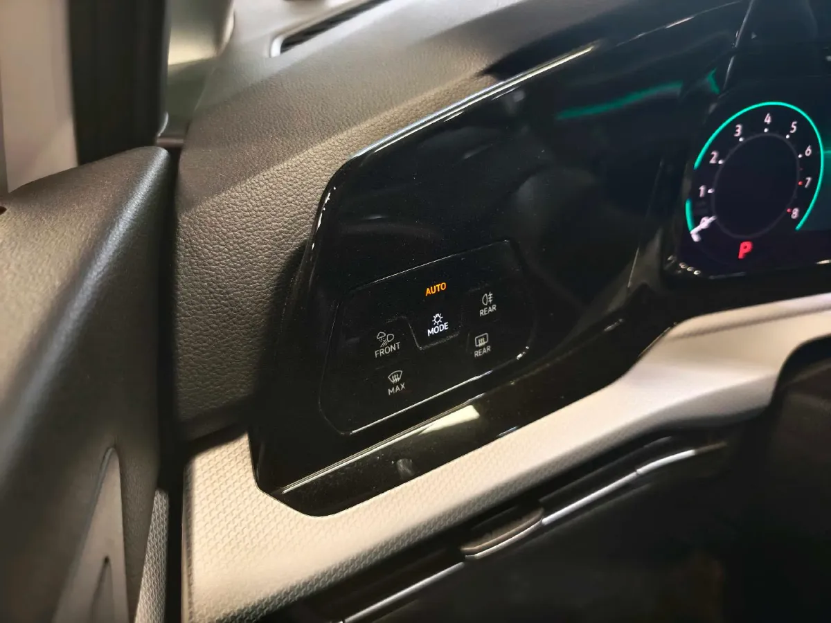 2024 Volkswagen Golf 1.4T 150HP L4 7DCT,autocango,china used car exporter,china ev exporter,chinese used car exporter,chinese used ev exporter