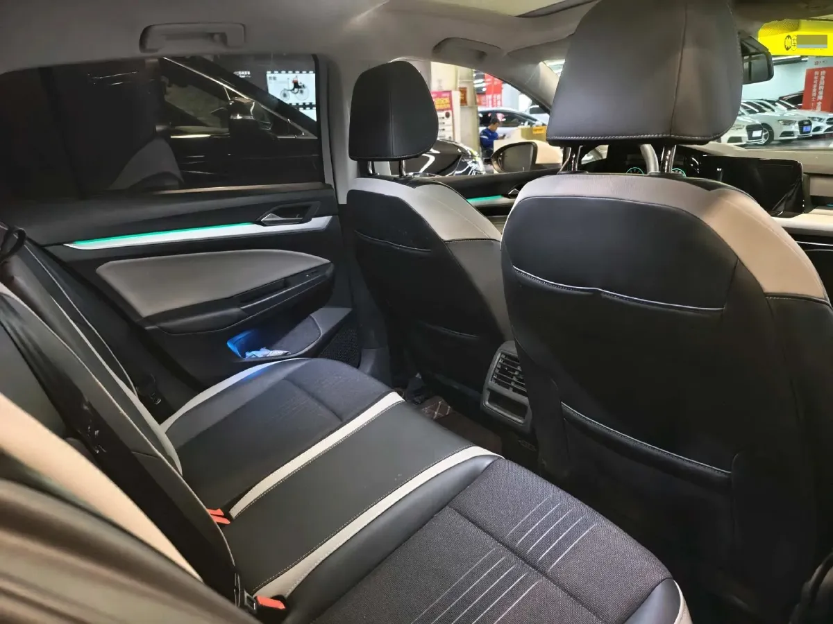 2024 Volkswagen Golf 1.4T 150HP L4 7DCT,autocango,china used car exporter,china ev exporter,chinese used car exporter,chinese used ev exporter