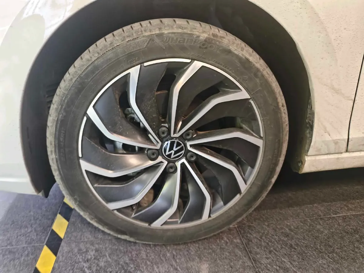 2024 Volkswagen Golf 1.4T 150HP L4 7DCT,autocango,china used car exporter,china ev exporter,chinese used car exporter,chinese used ev exporter