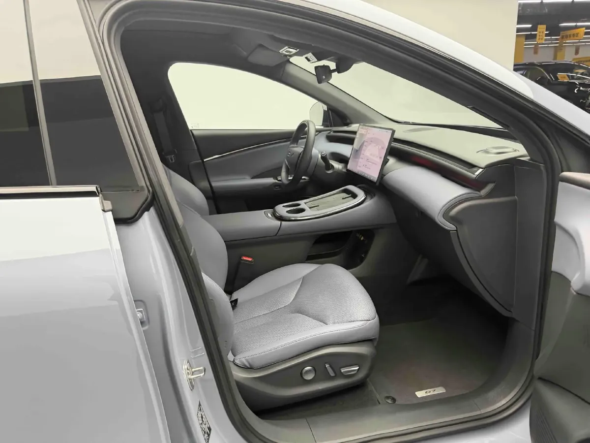 2025 Xpeng G7 BEV,autocango,china used car exporter,china ev exporter,chinese used car exporter,chinese used ev exporter