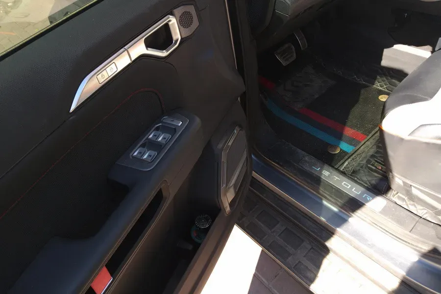 2023 Jetour Traveller 2.0T 254HP L4 8AT,autocango,china used car exporter,china ev exporter,chinese used car exporter,chinese used ev exporter