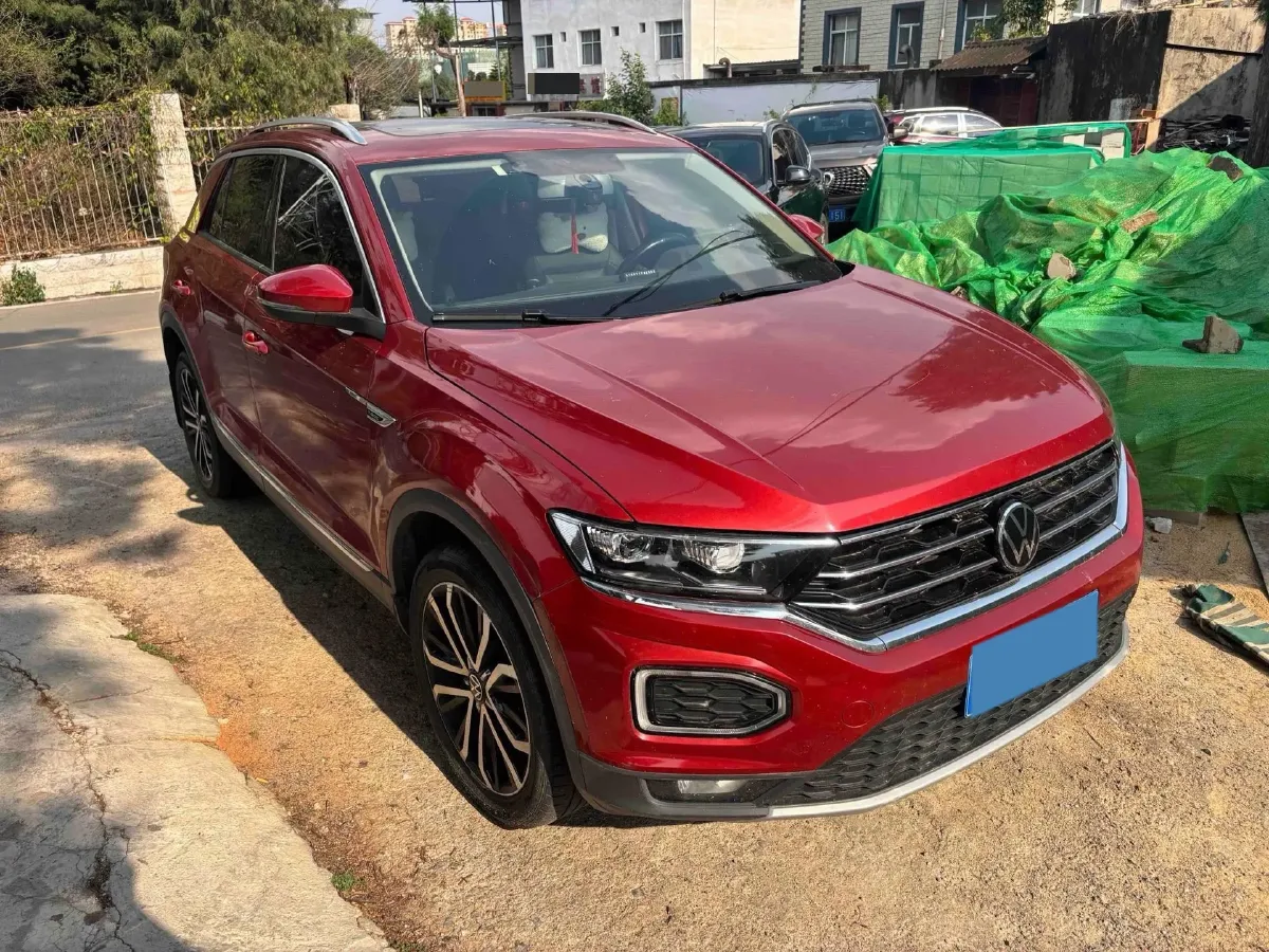 2021 Volkswagen T-Roc 1.4T 150HP L4 7DCT,autocango,china used car exporter,china ev exporter,chinese used car exporter,chinese used ev exporter