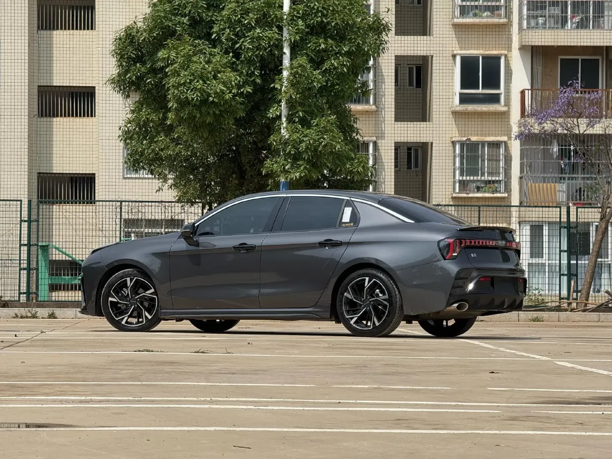 2023 MAXUS G50 1.5T 181HP L4 7DCT,autocango,china used car exporter,china ev exporter,chinese used car exporter,chinese used ev exporter