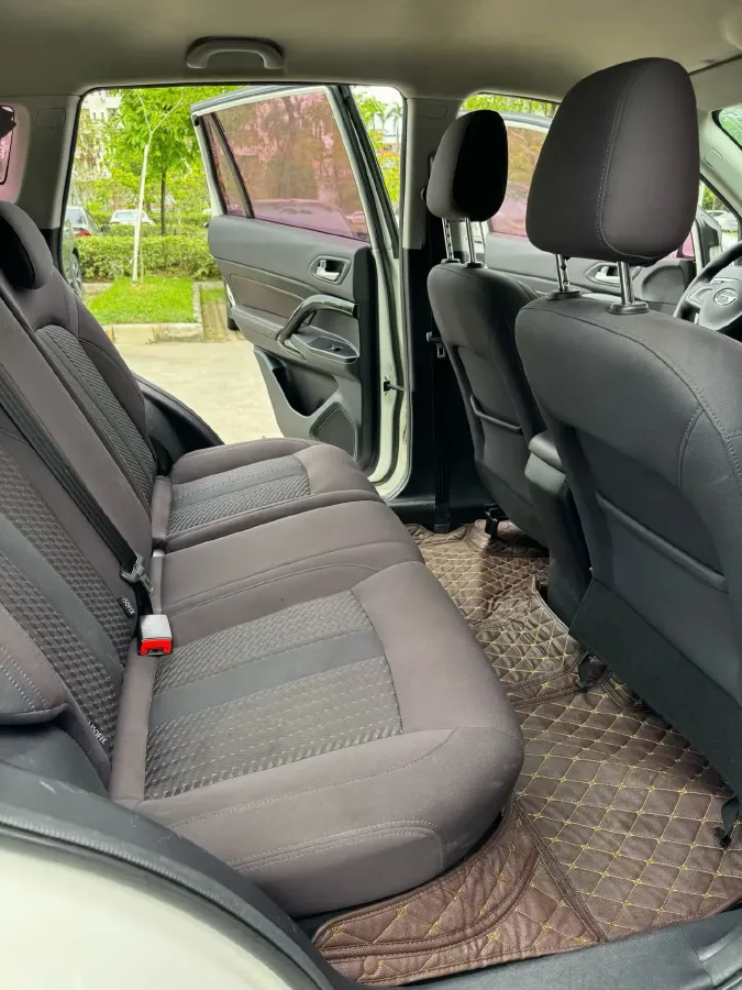 2017 GAC Trumpchi GS4 1.3T 137HP L4 5MT,autocango,china used car exporter,china ev exporter,chinese used car exporter,chinese used ev exporter