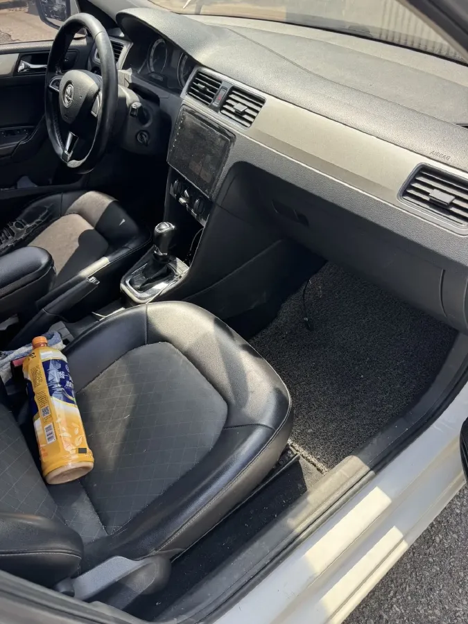 2019 SWM G01 1.5T 156HP L4 6AT,autocango,china used car exporter,china ev exporter,chinese used car exporter,chinese used ev exporter