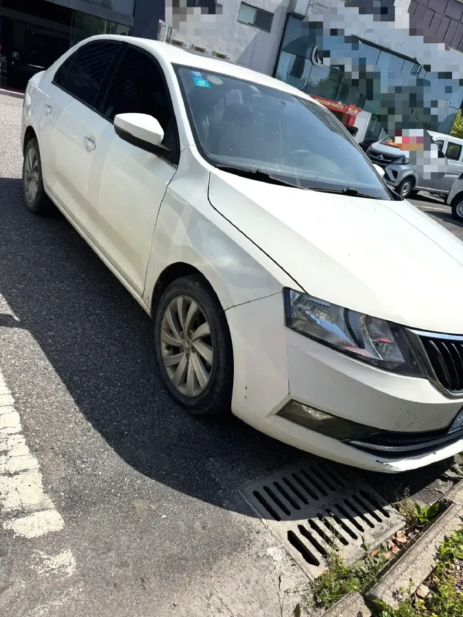 2019 SWM G01 1.5T 156HP L4 6AT,autocango,china used car exporter,china ev exporter,chinese used car exporter,chinese used ev exporter