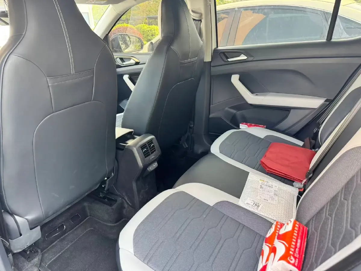 2025 Volkswagen Tharu 1.5L 110HP L4 6AT,autocango,china used car exporter,china ev exporter,chinese used car exporter,chinese used ev exporter