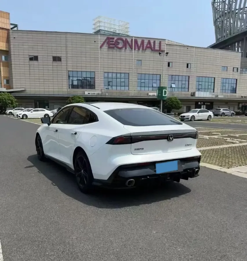 2023 ChangAn UNI-V 1.5T 188HP L4 7DCT,autocango,china used car exporter,china ev exporter,chinese used car exporter,chinese used ev exporter