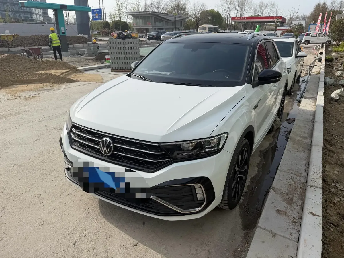 2022 Volkswagen T-Roc 1.4T 150HP L4 7DCT,autocango,china used car exporter,china ev exporter,chinese used car exporter,chinese used ev exporter