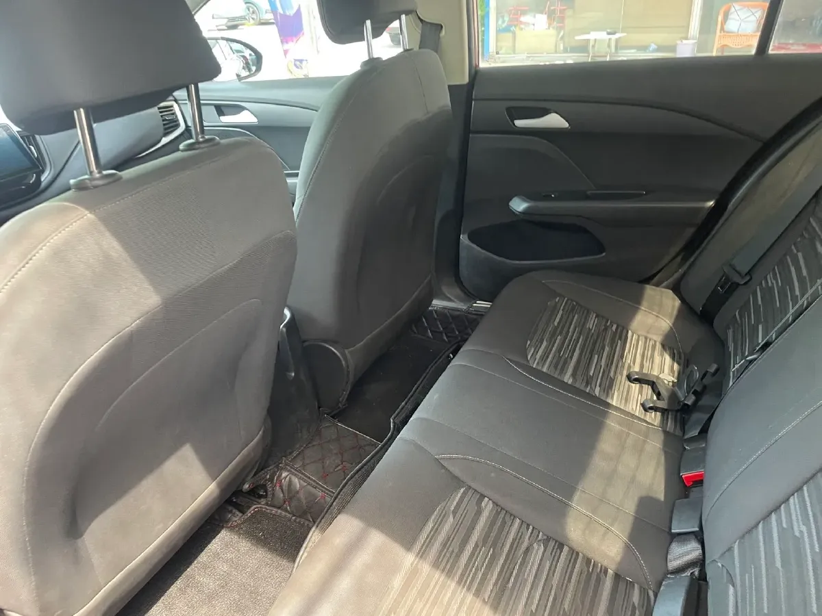 2019 Chevrolet Cavalier 1.5L 113HP L4 6AT,autocango,china used car exporter,china ev exporter,chinese used car exporter,chinese used ev exporter