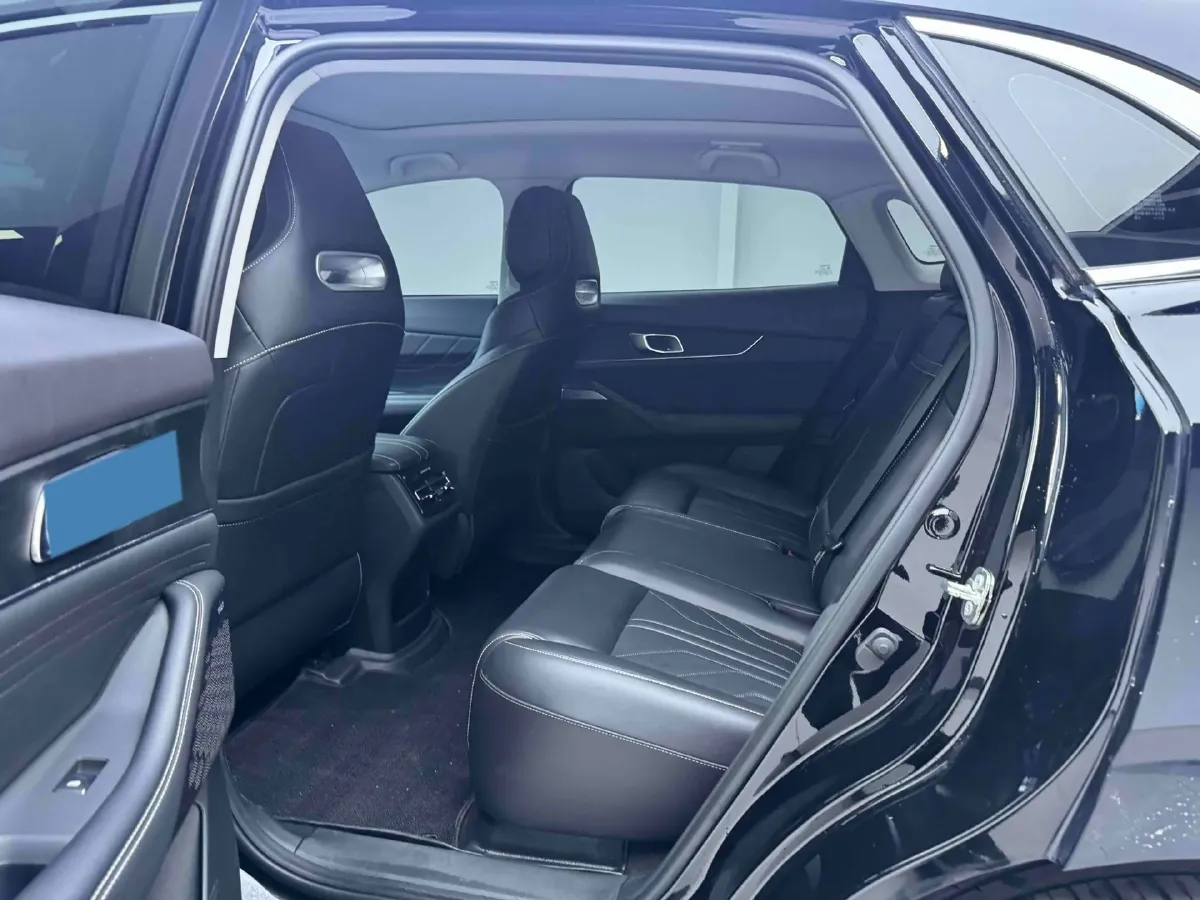 2023 ChangAn UNI-K iDD 1.5T 170HP L4 6TCT PHEV 28.39KWH,autocango,china used car exporter,china ev exporter,chinese used car exporter,chinese used ev exporter