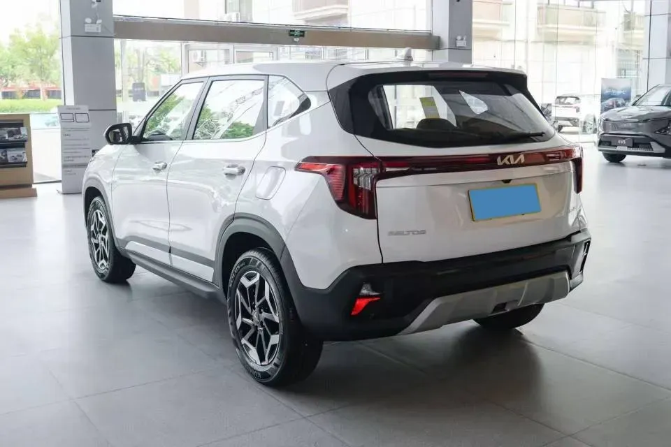 2023 Kia Seltos 1.5L 115HP L4 CVT,autocango,china used car exporter,china ev exporter,chinese used car exporter,chinese used ev exporter