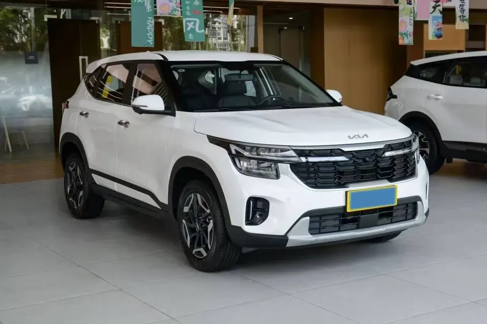 2023 Kia Seltos 1.5L 115HP L4 CVT,autocango,china used car exporter,china ev exporter,chinese used car exporter,chinese used ev exporter