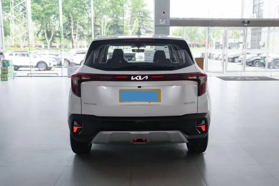 2023 Kia Seltos 1.5L 115HP L4 CVT,autocango,china used car exporter,china ev exporter,chinese used car exporter,chinese used ev exporter