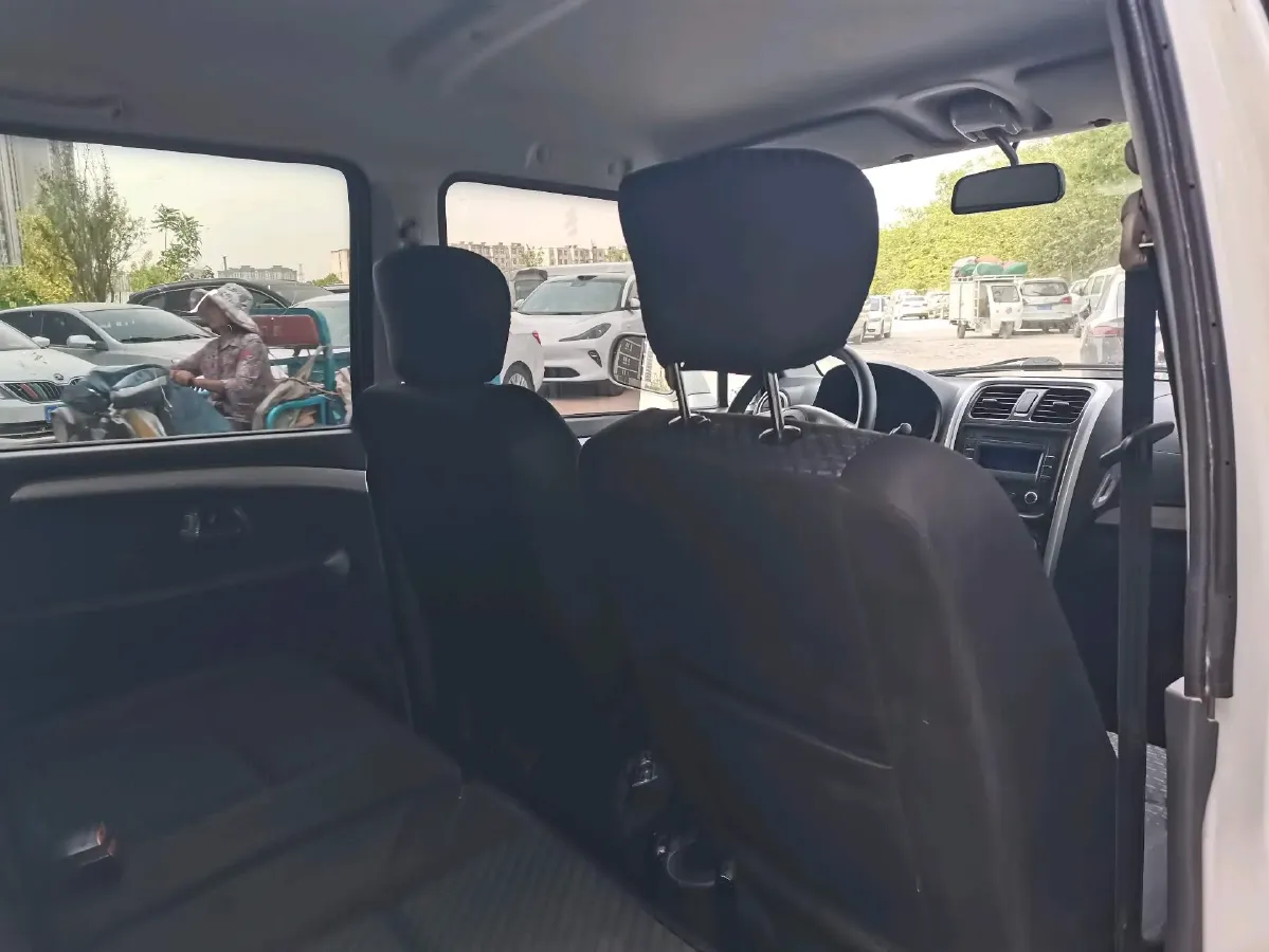 2019 FAW Liberation T90 1.5L 112HP L4 5MT,autocango,china used car exporter,china ev exporter,chinese used car exporter,chinese used ev exporter