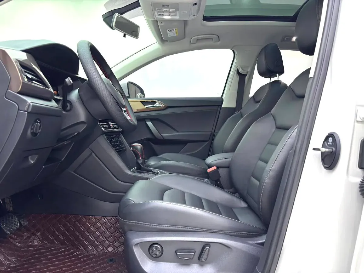 2021 Volkswagen Tharu 1.4T 150HP L4 7DCT,autocango,china used car exporter,china ev exporter,chinese used car exporter,chinese used ev exporter