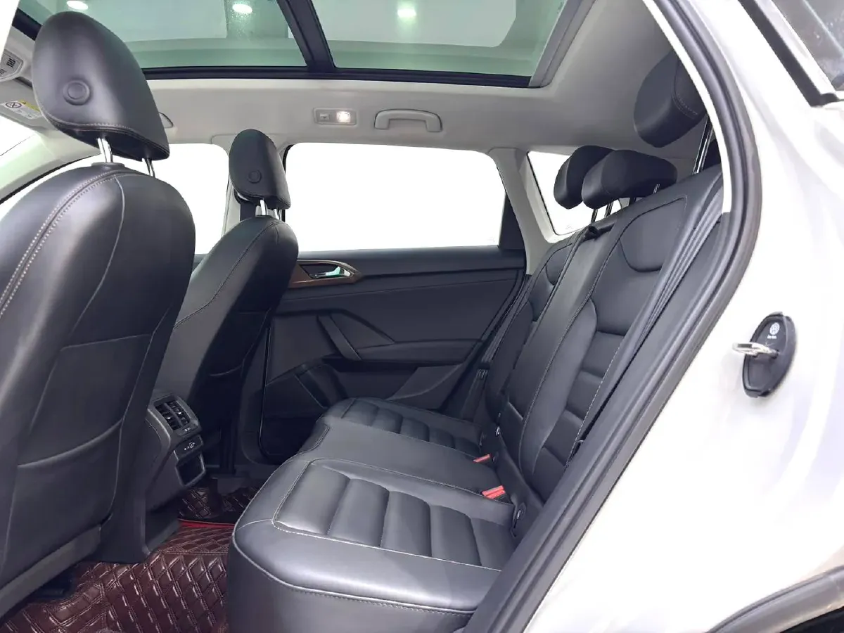 2021 Volkswagen Tharu 1.4T 150HP L4 7DCT,autocango,china used car exporter,china ev exporter,chinese used car exporter,chinese used ev exporter