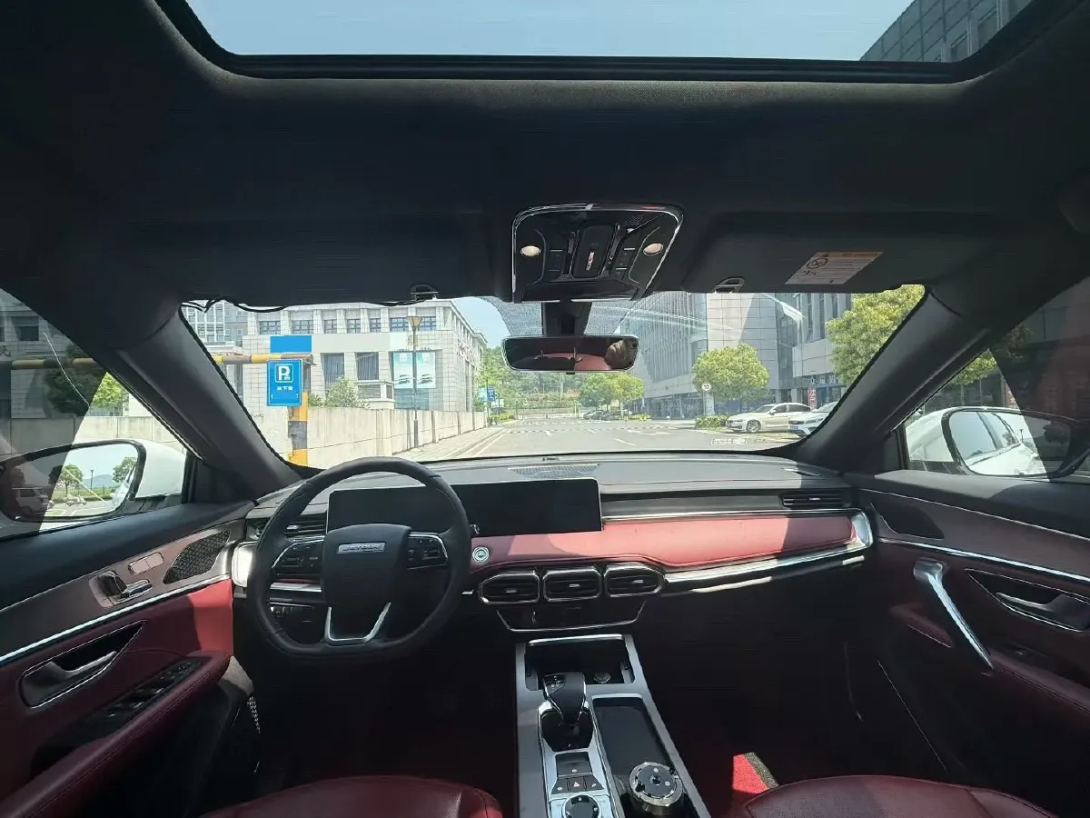 2024 Jetour X70 Plus 1.5T 156HP L4 6DCT,autocango,china used car exporter,china ev exporter,chinese used car exporter,chinese used ev exporter