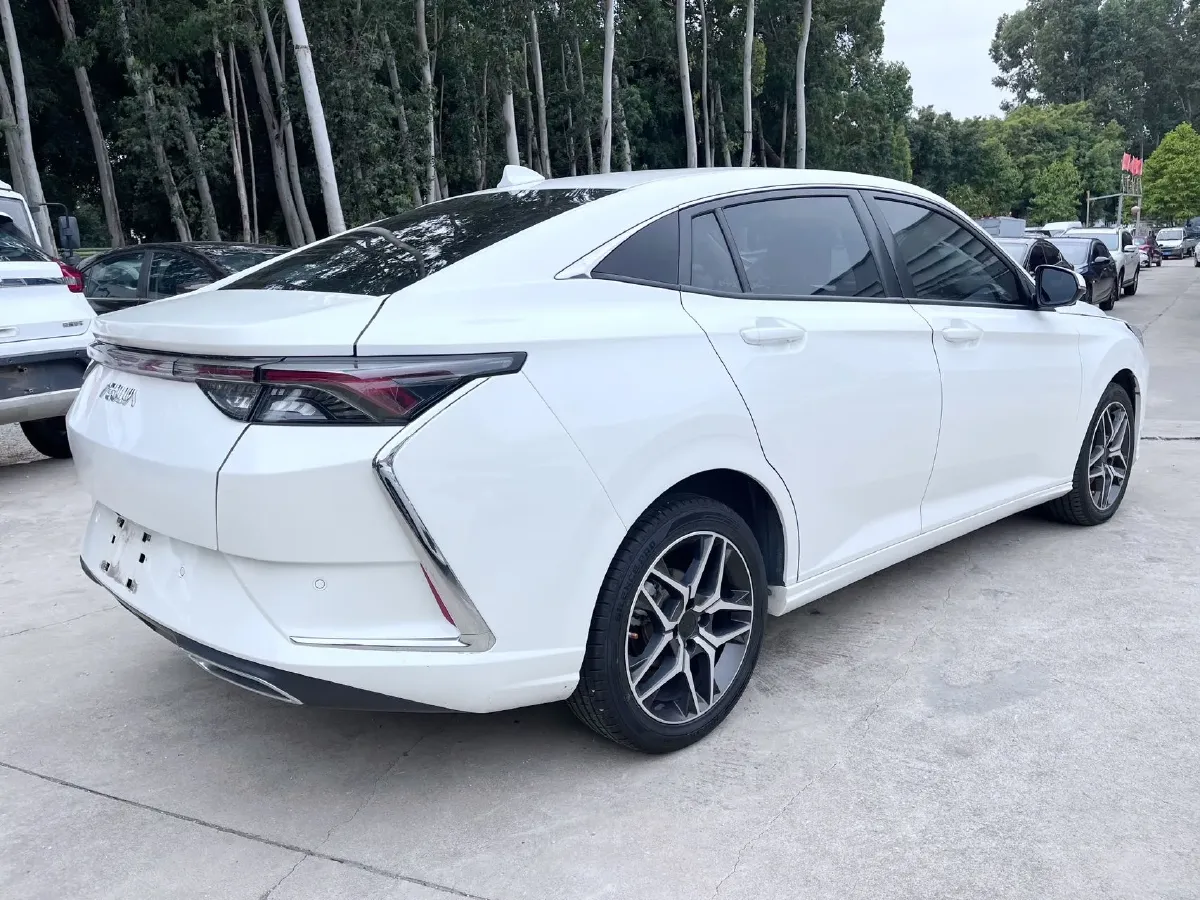 2021 DongFeng Aeolus YiXuan 1.5T 150HP L4 6DCT,autocango,china used car exporter,china ev exporter,chinese used car exporter,chinese used ev exporter