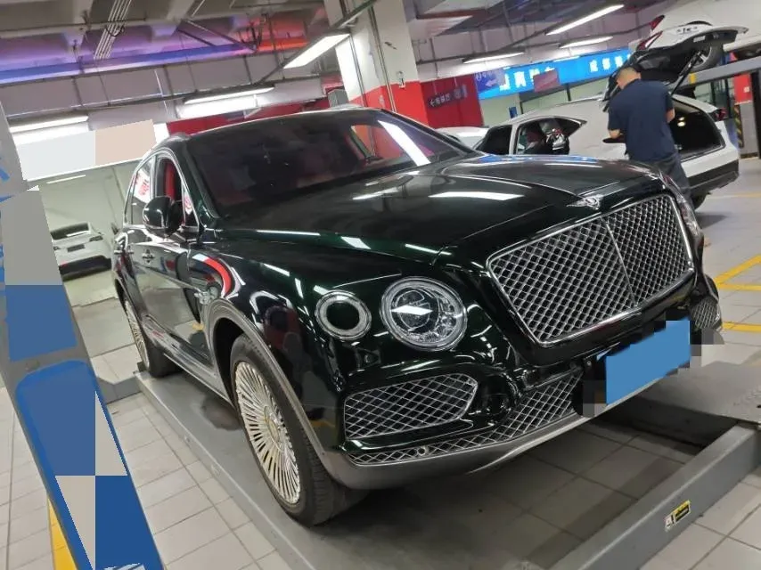2021 Bentley Bentayga 4.0T 550HP V8 8AT,autocango,china used car exporter,china ev exporter,chinese used car exporter,chinese used ev exporter