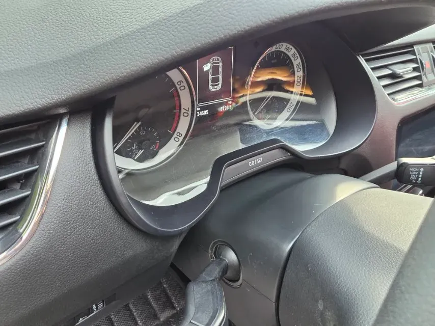 2019 Skoda Octavia 1.2T 116HP L4 7DCT,autocango,china used car exporter,china ev exporter,chinese used car exporter,chinese used ev exporter