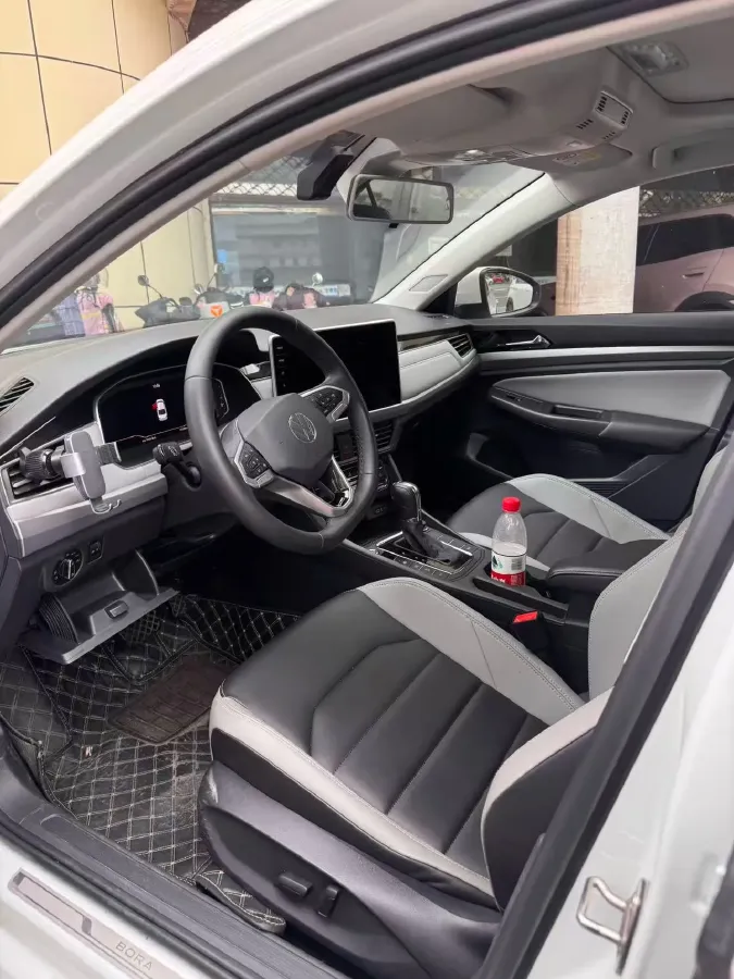 2023 Volkswagen Bora 1.5T 160HP L4 7DCT,autocango,china used car exporter,china ev exporter,chinese used car exporter,chinese used ev exporter
